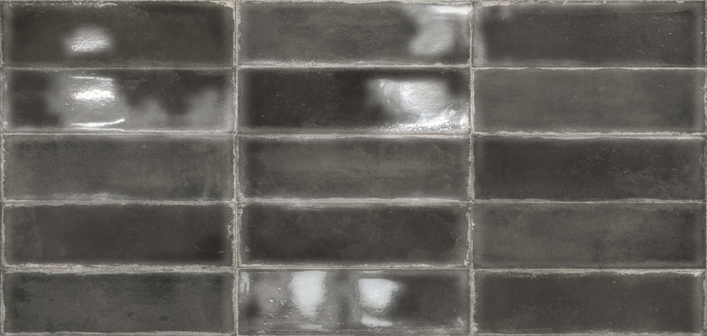 Atlantique Charbon Gloss 69x240mm Handmade Look Charcoal Subway Tile