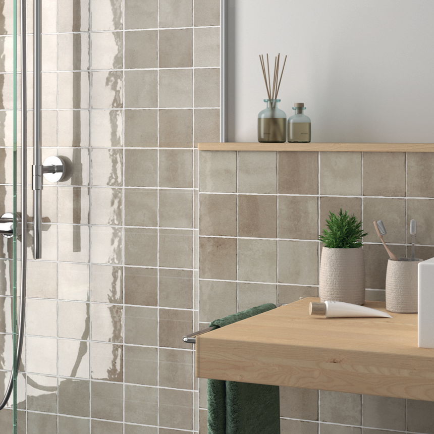 Majorca Taupe Gloss tile detail