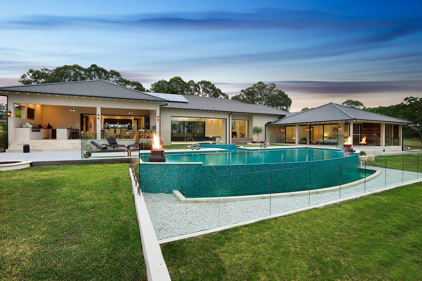 Leyla Pool Mosaic Venice